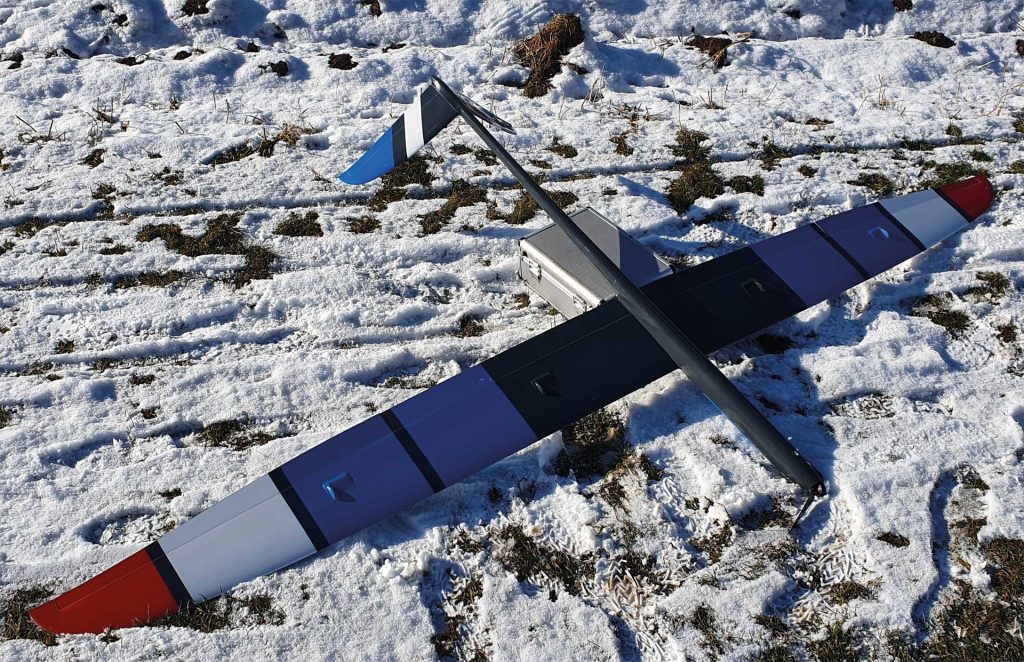 Robbe Modellsport AVALANCHE ARF VOLL-GFK/CFK 2.8M ELEKTRO #2659