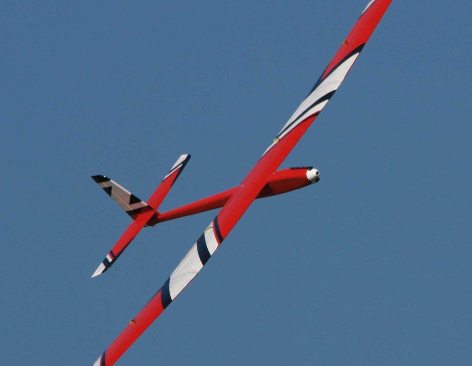 Robbe Modellsport Slider QE High Performance 4-Klappen Elektroflugmodell, Sperrholz/Balsa-Holzbausatz „made in Austria“ | # 2686