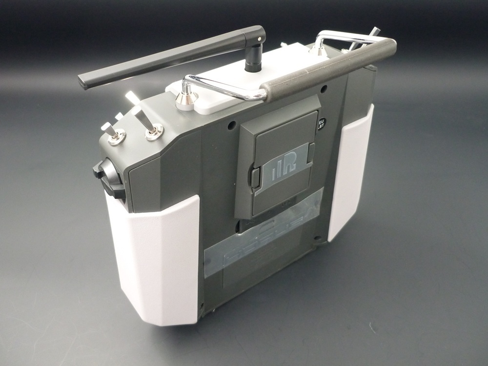 FrSKY HORUS X10 Express EU/LBT FrSky Sender Silber 2,4Ghz ETHOS, SD-Karte, Akku, EVA-Bag | #  2206.233