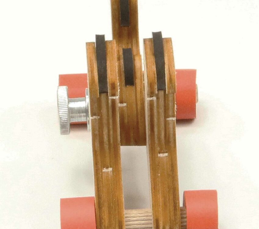 Robbe Modellsport Rumpfhalter Typ "S" bis ca. 25mm für F3K u.ä. Modelle | # 50613