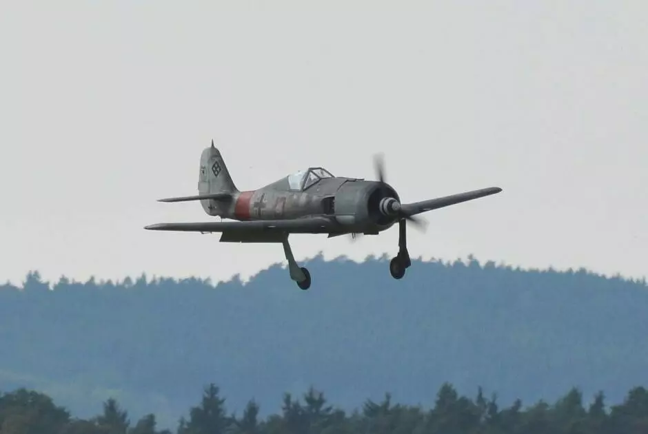 Focke-Wulf FW 190 A8 | voll-GFK-Scale-Warbird 1:4 | Spannweite: 2690 mm | # 23190 – Bild 7