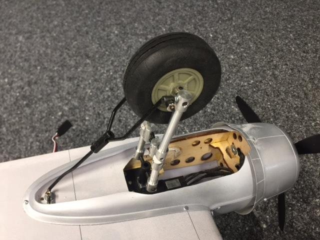 PICHLER Einziehfahrwerk elektr. Douglas DC-3 | # C9218